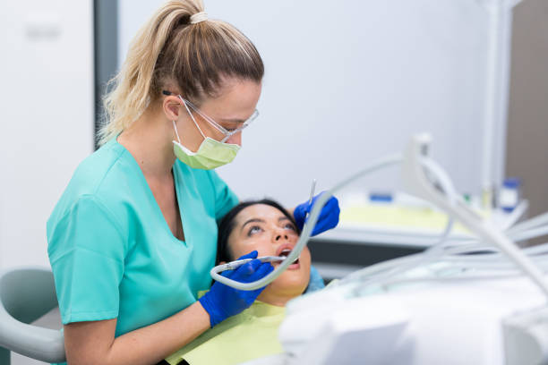 Best Emergency Dental Services for Seniors in Middlefield, OH
